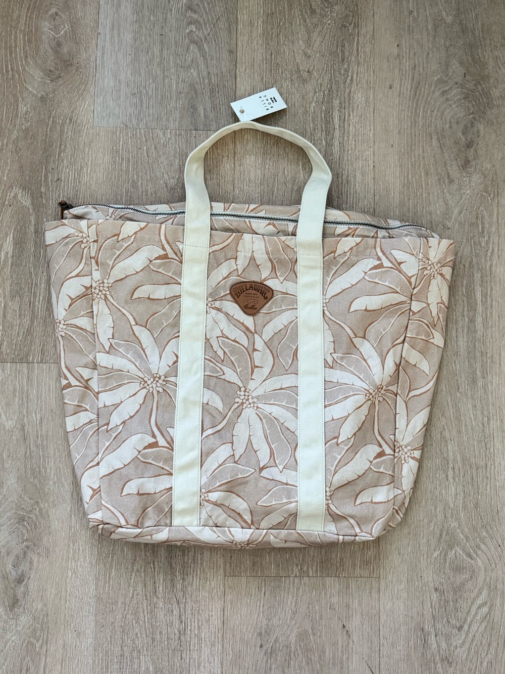 Brand new Billabong tote beach bag